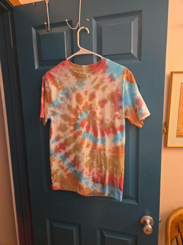 Tie Dye Tshirt - Size Medium