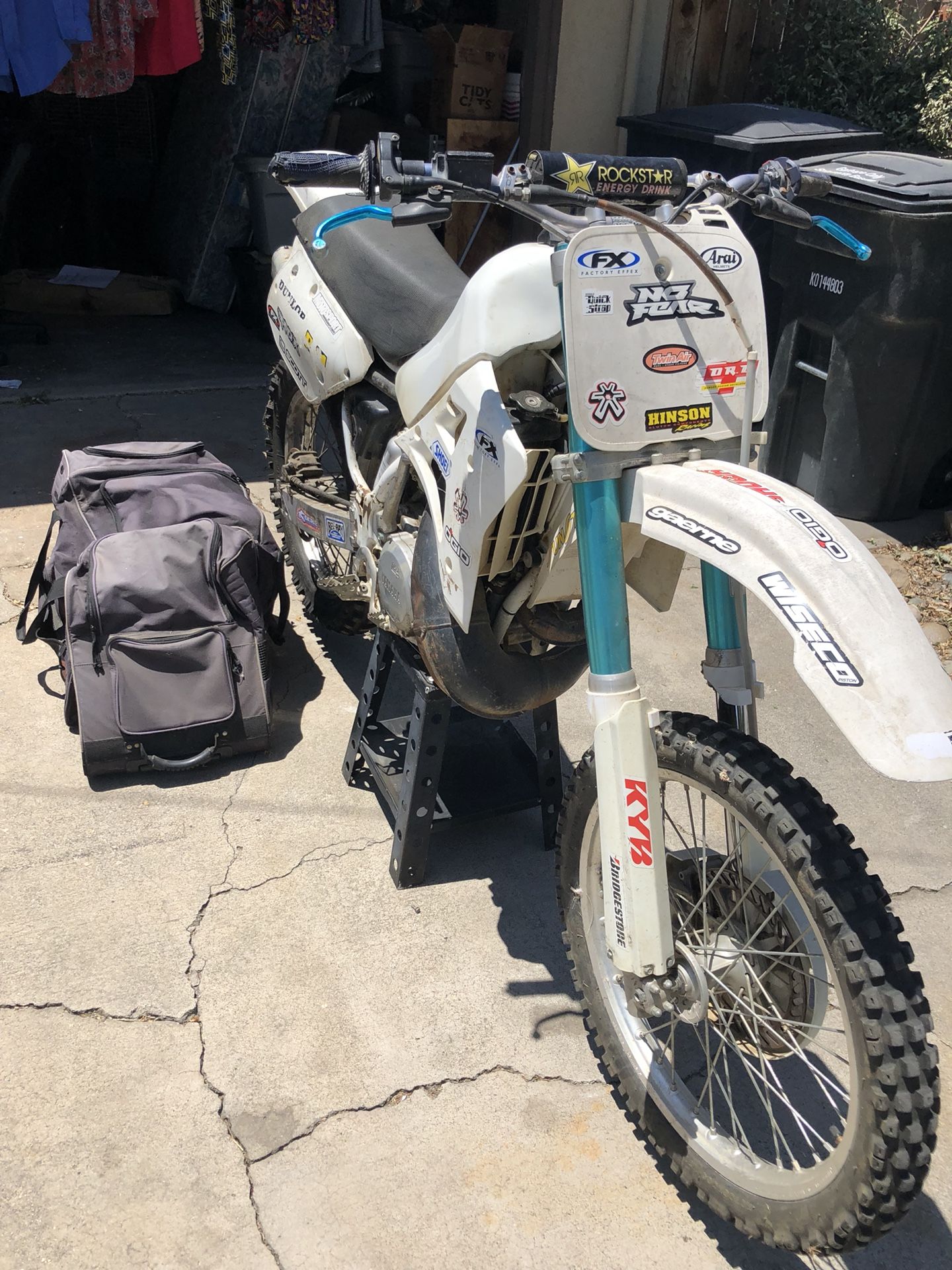 1990 Yamaha YZ250 2 stroke dirt bike