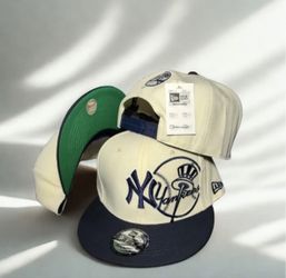 New York Yankees New Era 9FIFTY Snapback Cream Navy Script Baseball MLB Hat Cap