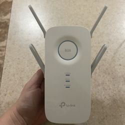 TP Link WiFi Range Extender 