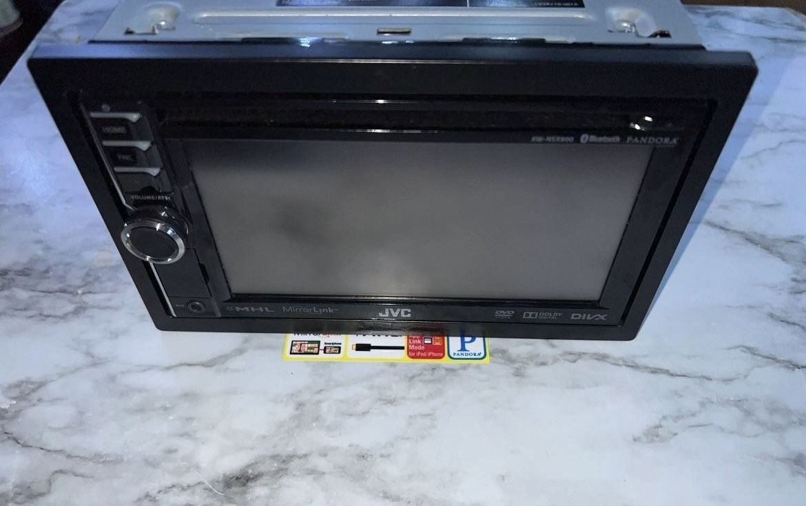 JCV Touchscreen Stereo 6.1”