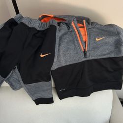 Nike Sweat Suit 