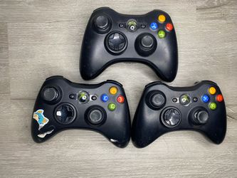 Genuine Xbox 360 Wireless OEM Microsoft Black Controller FOR PARTS OR REPAIR OEM 2 HAVE NO POWER 1 LIGHT BLINKS TWICE THEN TURNS OFF SOLD AS IS NO