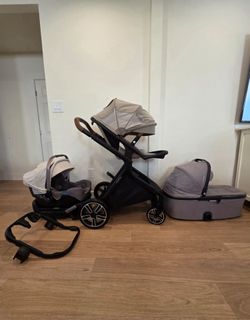 Nuna Demi Grow full set travel system