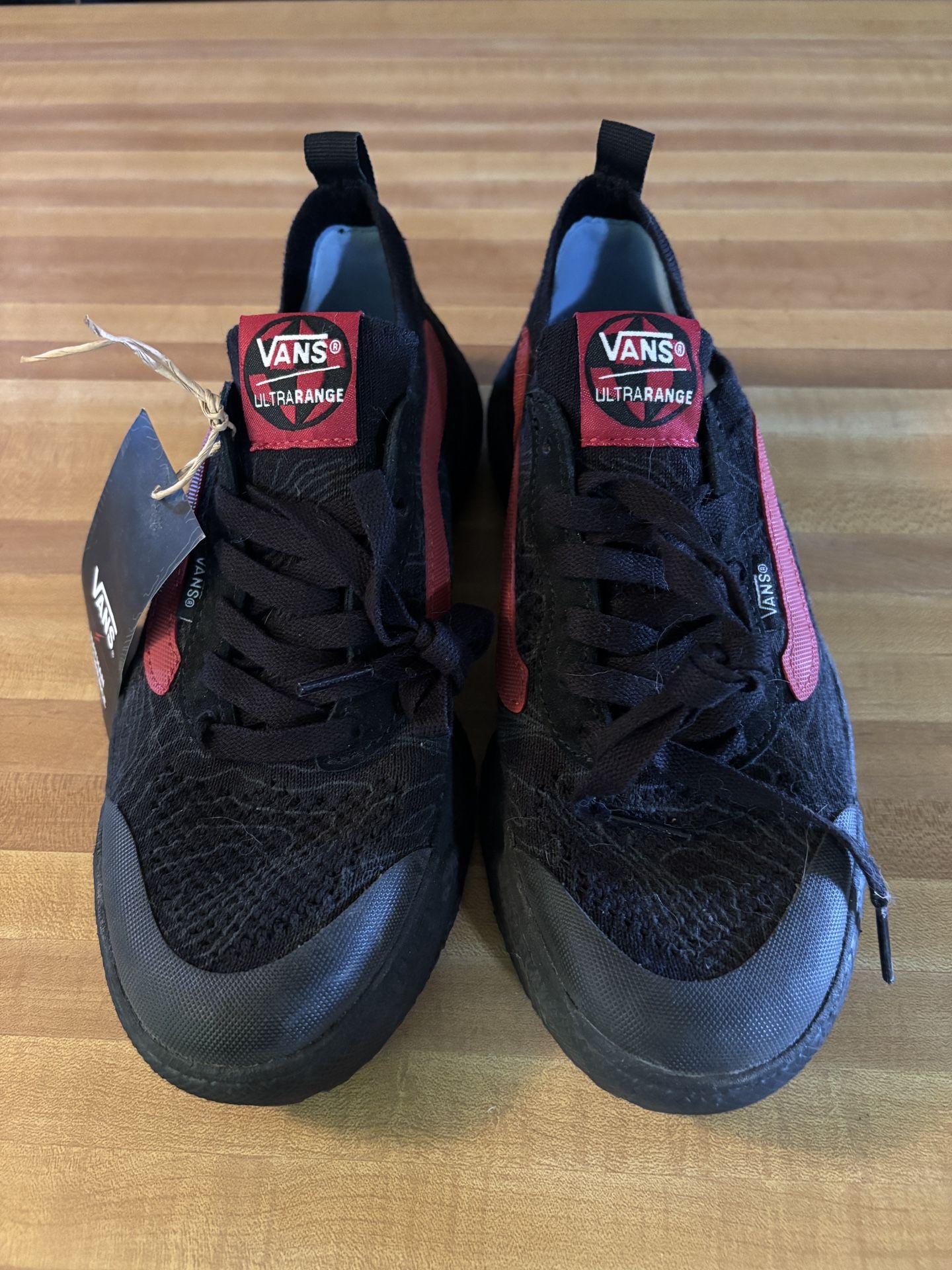 New VANS Men's UltraRange Black/Red Sz 6.5