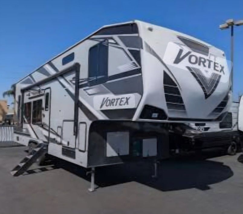 2022 Vortex 3219 VXL Genesis Supreme 