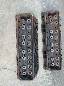 62 Corvette double hump fuelie X heads