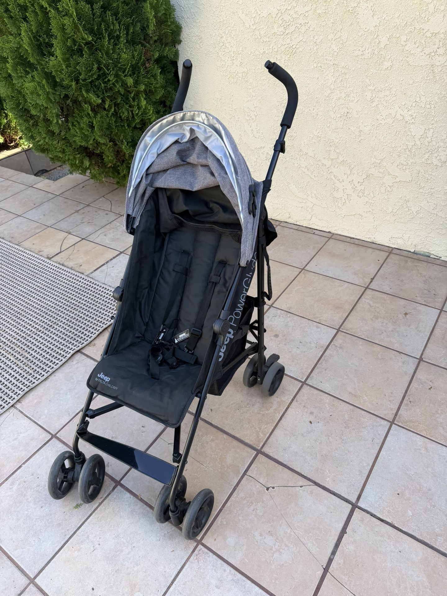 Jeep PowerGlyde Stroller 