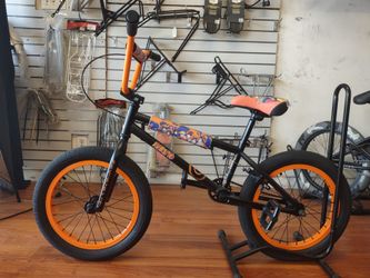 Elite BMX Pee Wee 18" Bike Naruto Uzumaki BLK