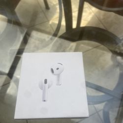 AirPods 4 Active Noise Cancelling In-Ear Earphones