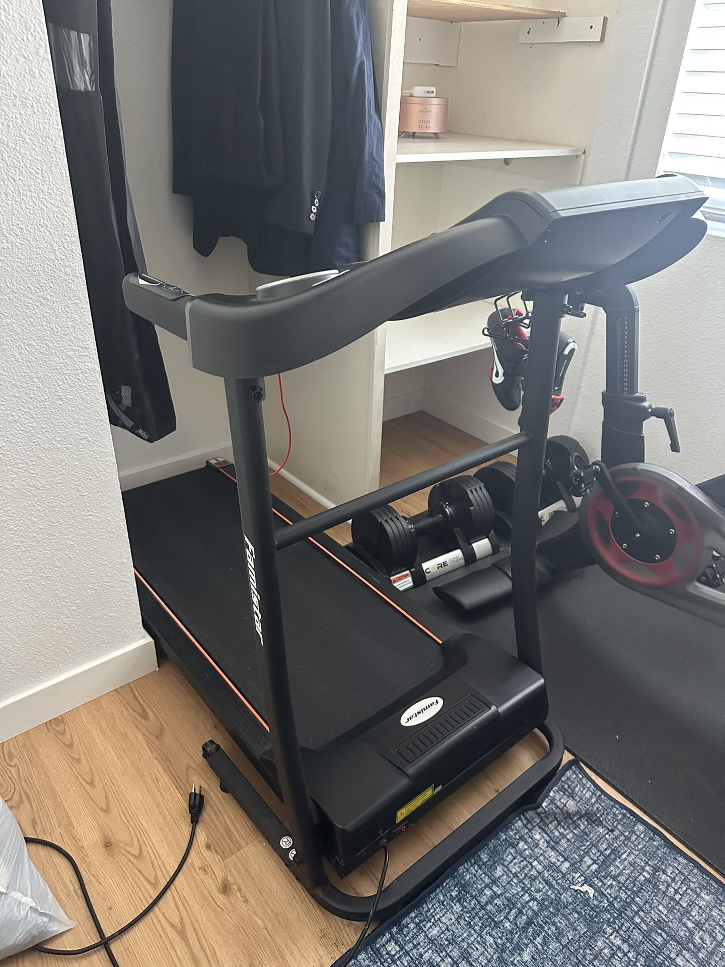 Famistar Treadmill