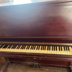 Free Upright Grand Piano