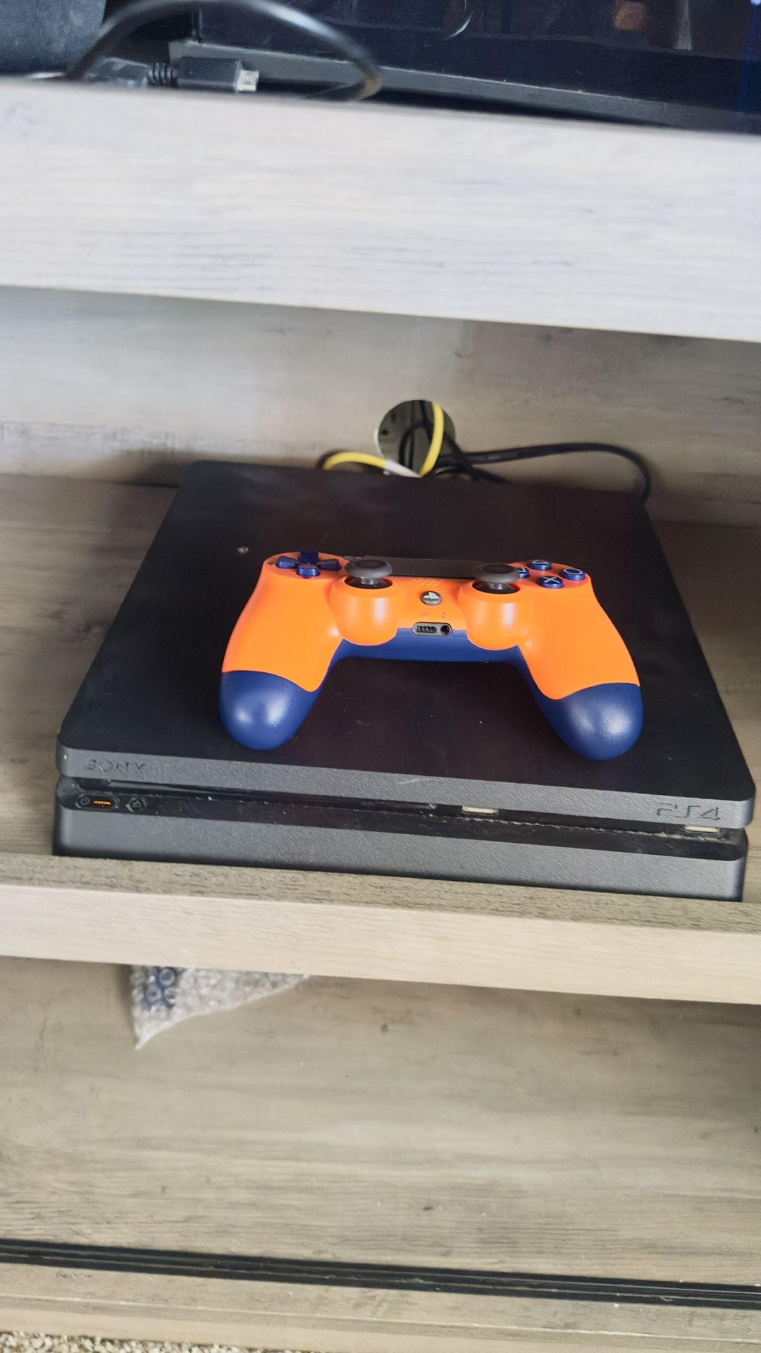 Sony PS4 Slim 1tb