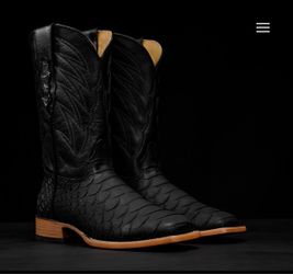 Boots 170 Matte Black Giant Python – Square Toe