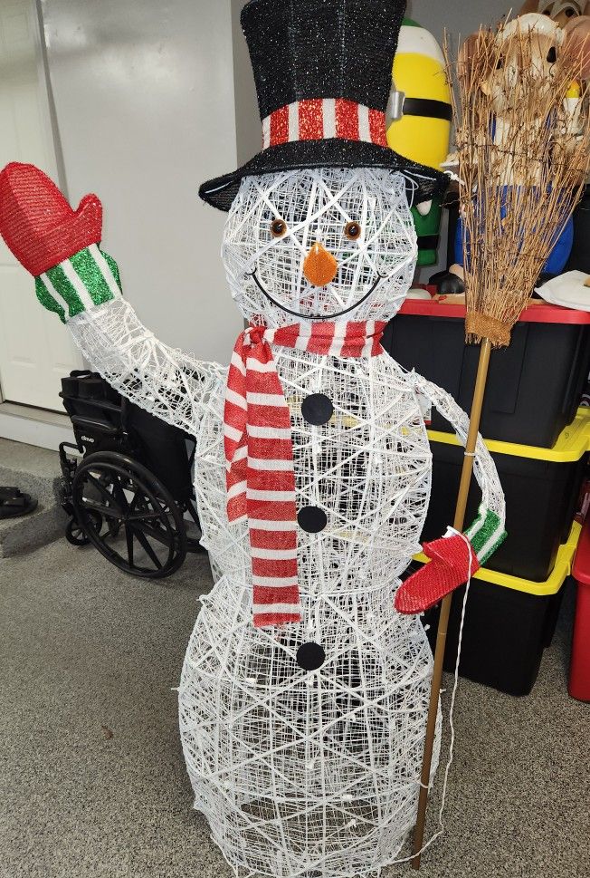 6ft Snowman