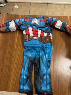 Muscly Captain America costume
