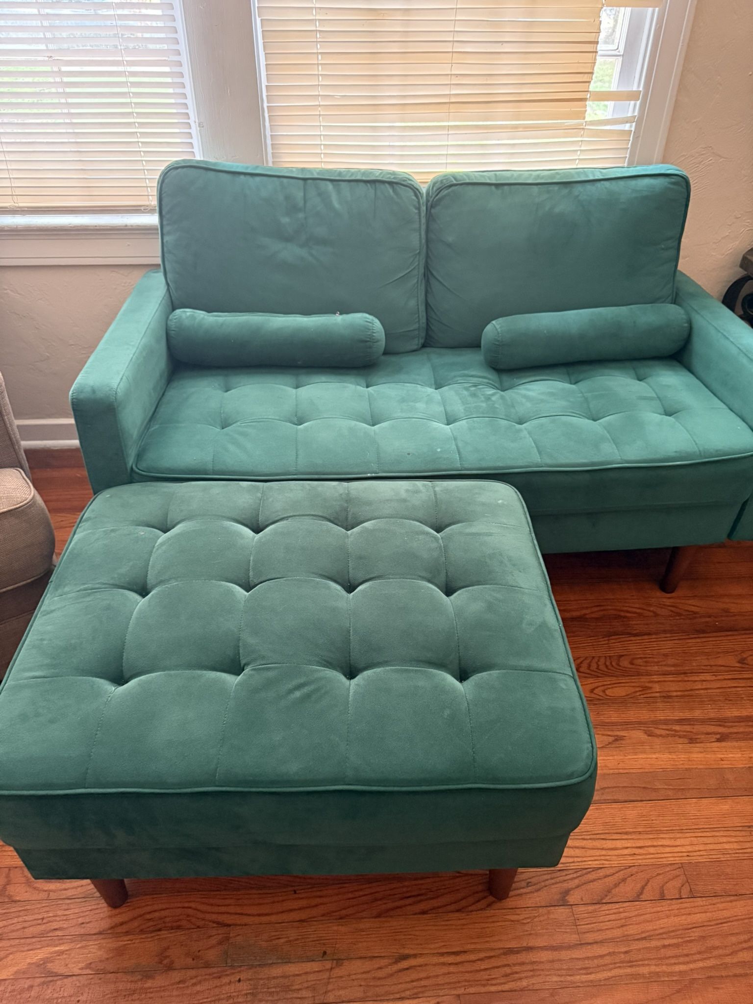 Stylish Modern Sofa
