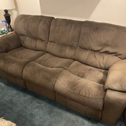 Reclining Sofa And Love Seat 
