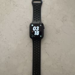 Apple Watch Series 5- Nike Edition