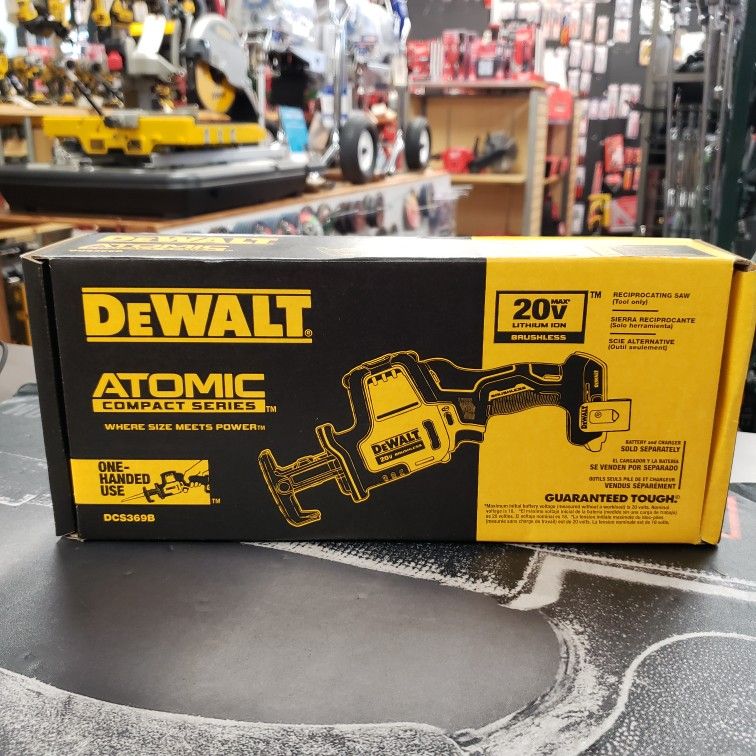 DEWALT ATOMIC 20V MAX Cordless Brushless Compact Reciprocating Saw (Tool Only)