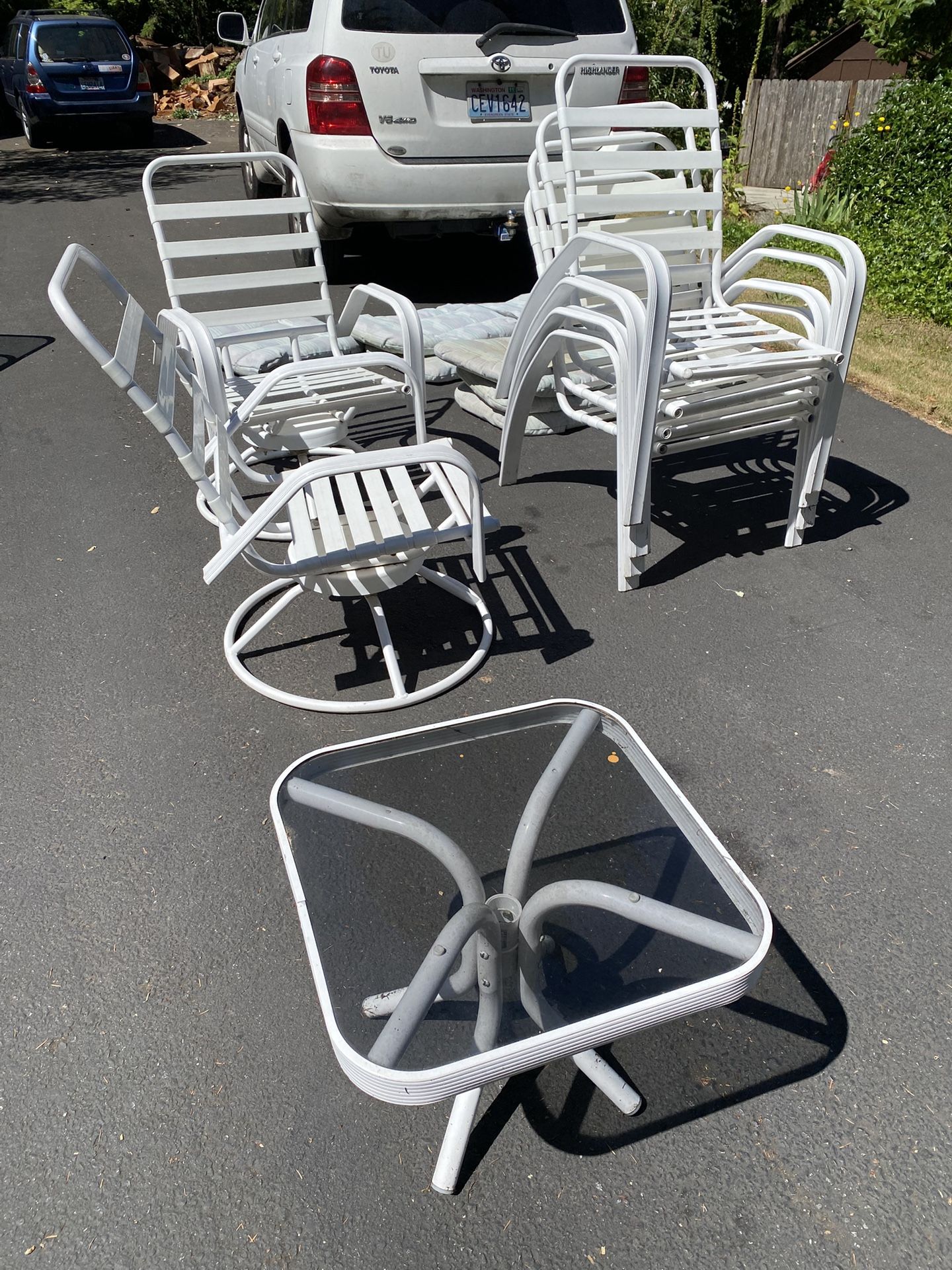 Patio Table, Side Table, 6 Chairs