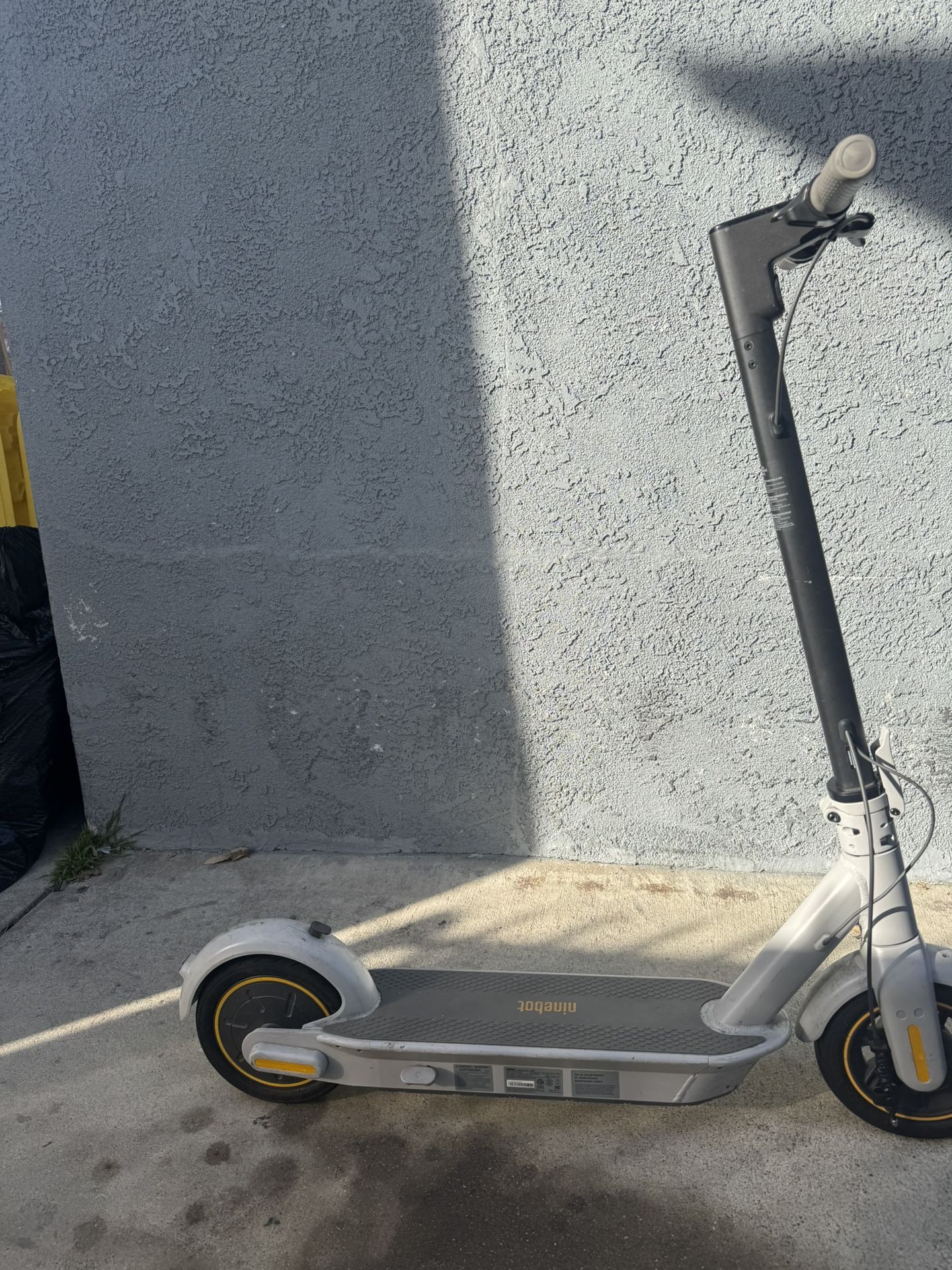 Nine Bot Scooter
