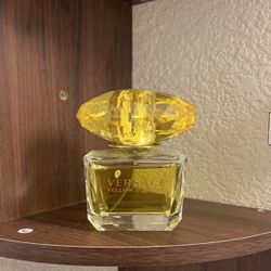 Versace yellow Diamond Perfume 
