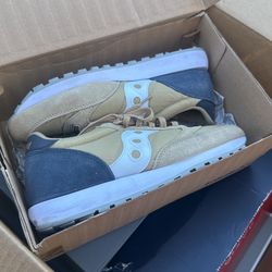 Saucing Shoes 