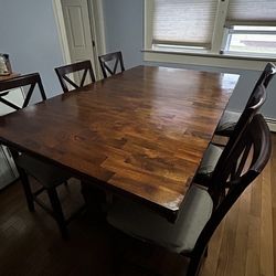 Dining table set for 6