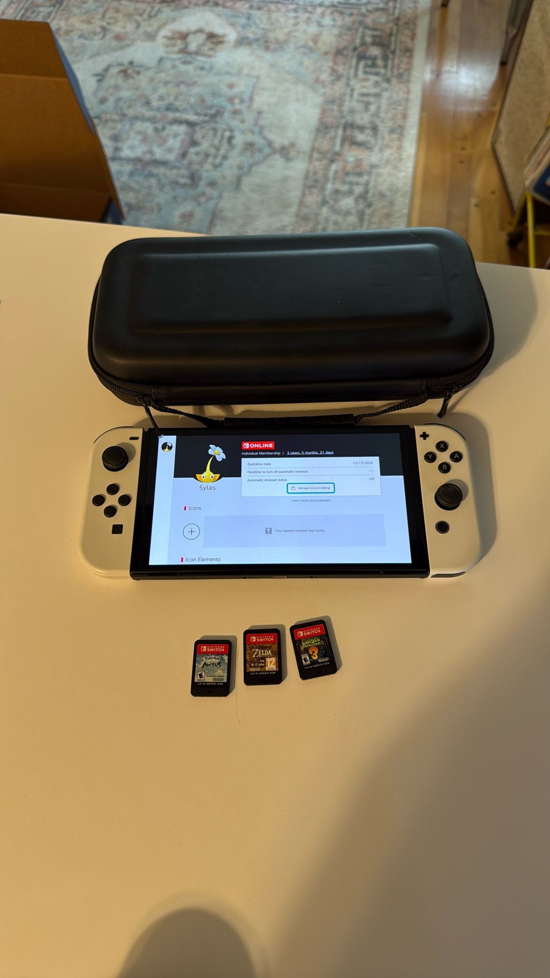 Nintendo Switch Oled And 3 Games