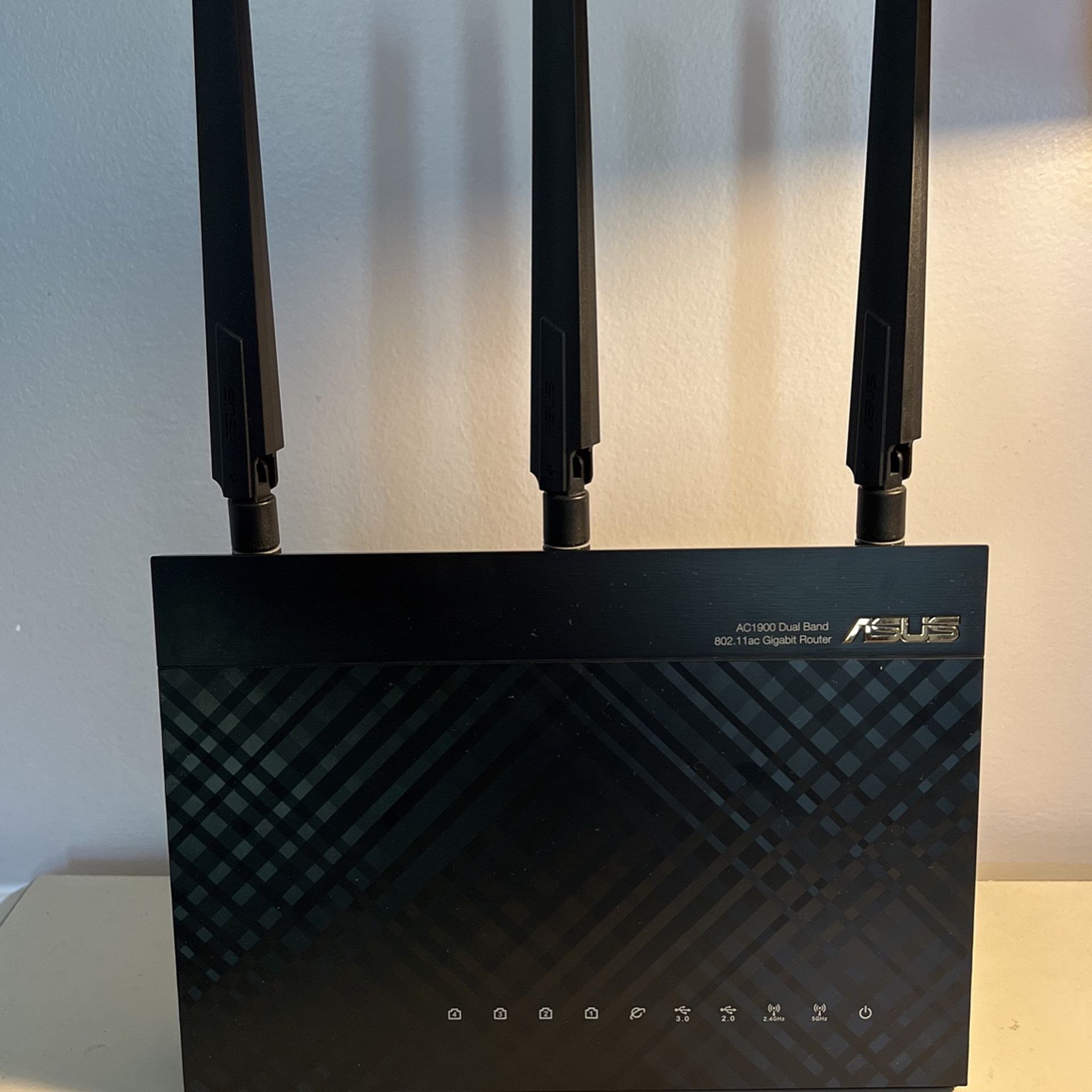 ASUS WiFi Dual Band Router