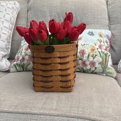 Vintage Peterboro Basket