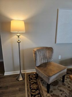Accent Chairs