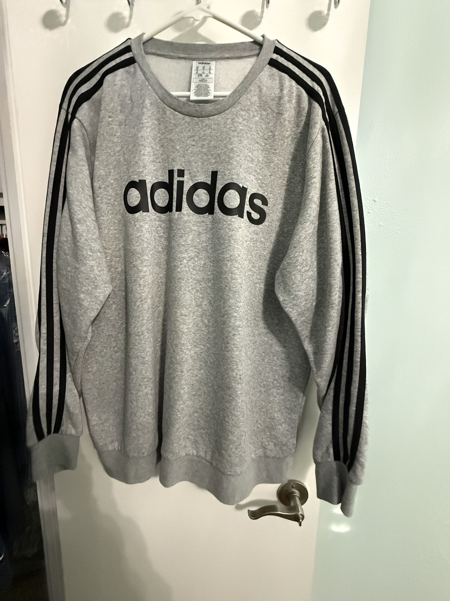 Adidas Sweater Men’s Size XL