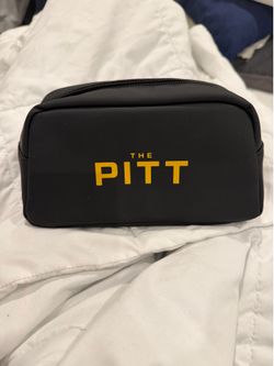 Cosmetic / Toiletry Bag