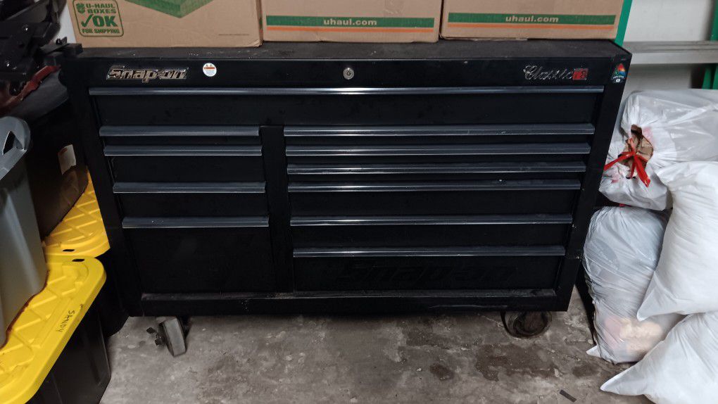 Snap On 78 Classic 55" 11 Drawer Roller Chest