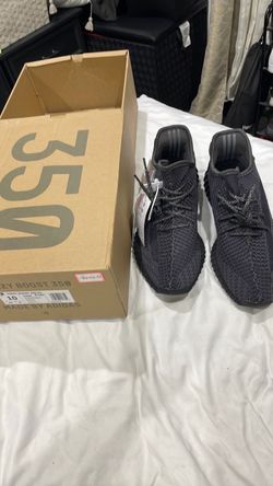 Adidas Yeezy boost 350 v2 size 10