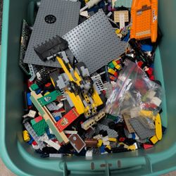 LEGOS LEGOS LEGOS