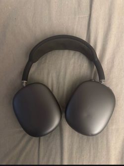 Apple AirPods Max Headphones Space Gray