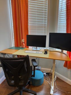 Standing Desk with Adjustable Height and chair