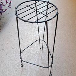 Wrought iron plant stand 3 feet high - OBO