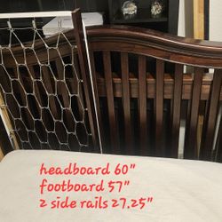 Baby Crib With Mates