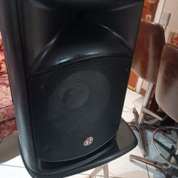 HARBINGER  VARI SERIES. SPEAKER CON BLUETOOTH ADAPTADO Y SUENA PERFECTO