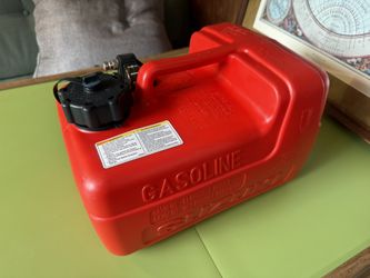 Suzuki 3 Gallon Fuel Tank w/ Gauge – Brand New