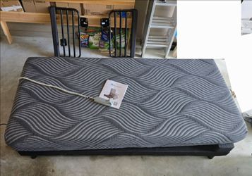 Adjustable twin bed