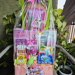 Minnie Mouse Easter Basket 🐣