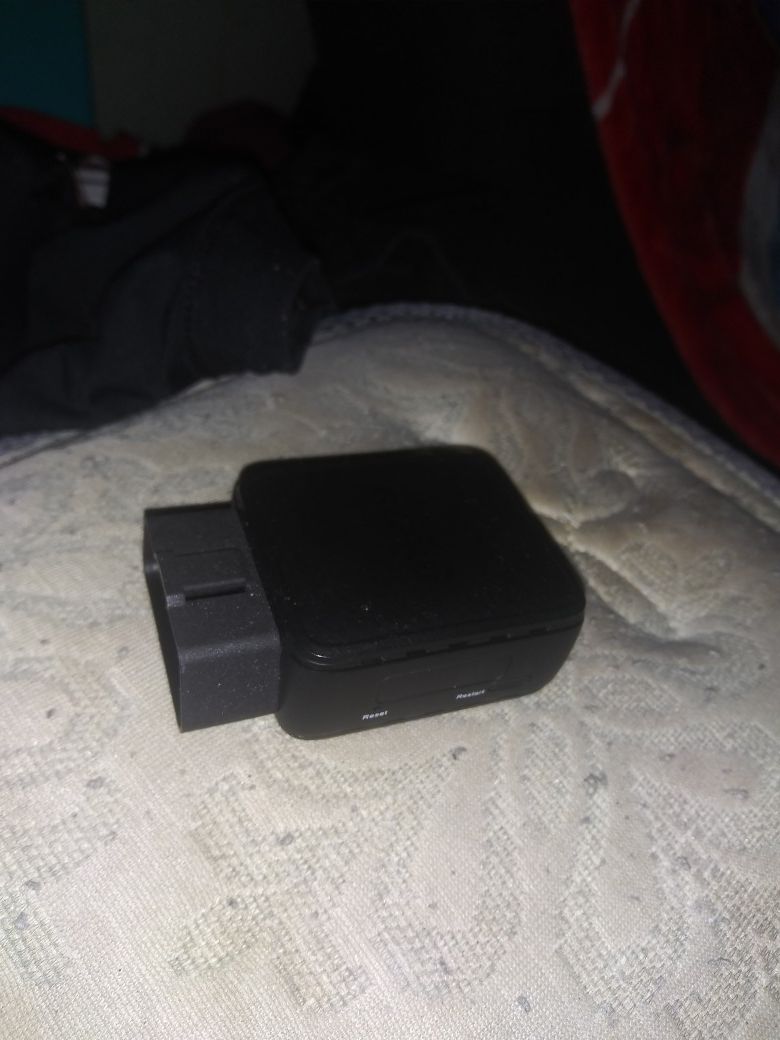 GPS car tracker for metro pcs