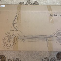 ELECTRIC SCOOTER(stats In Description)