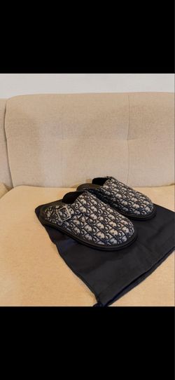 Dior slides size 41/8 with dust bag