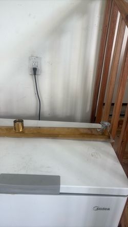 Elegant golden shower drainer 40”